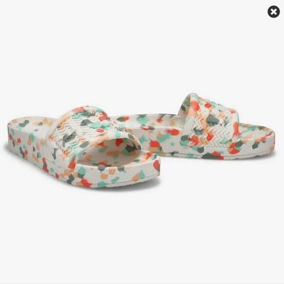 HUNTER BLOOM Algae slides flip flops size 8‎ new!!! - Picture 1 of 10